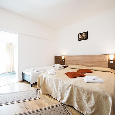 Gura Diham Hotel Buşteni Eksteriør billede