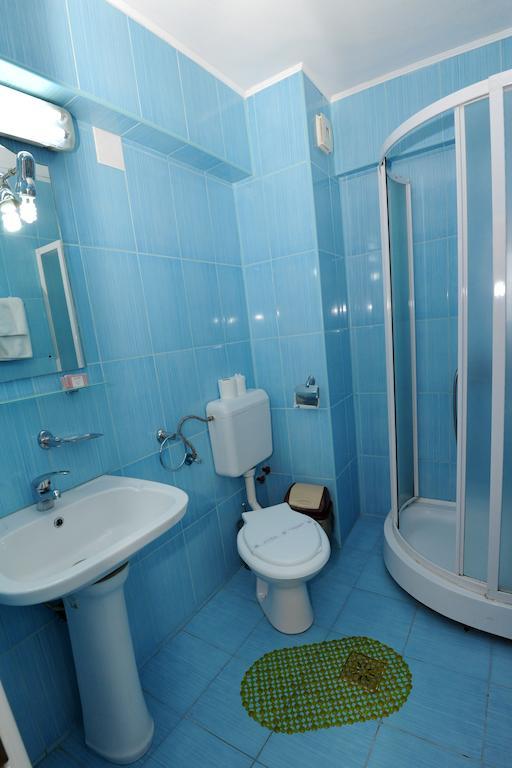 Gura Diham Hotel Buşteni Værelse billede