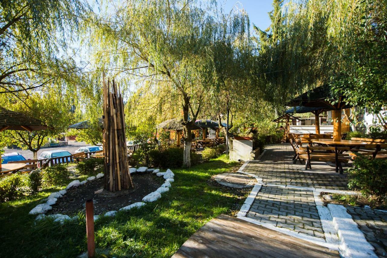 Gura Diham Hotel Buşteni Eksteriør billede